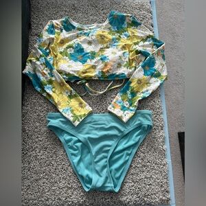 Long sleeve floral bikini